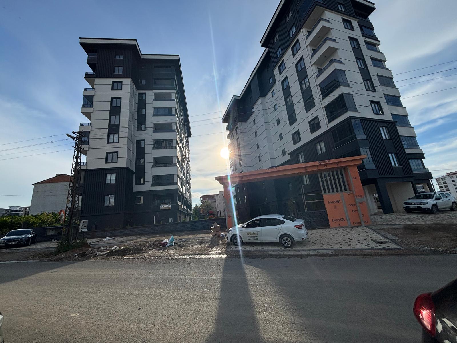 KARŞIYAKA LİLYUM GARDEN 3+1 SATILIK